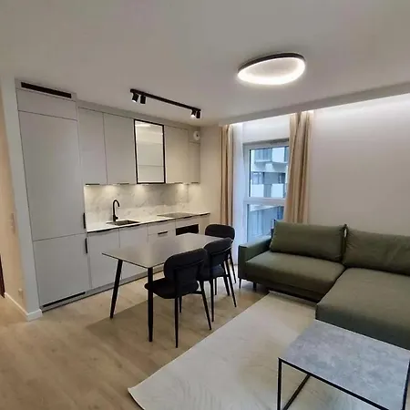 Aura Apartamento Poznan