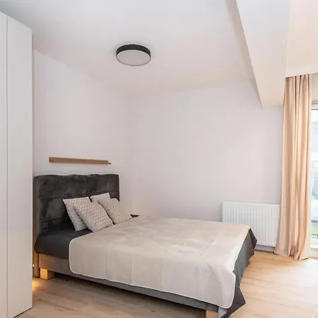 Aura Apartamento Poznan